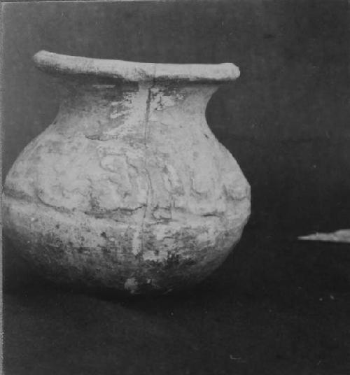 Small Tiquisate ware jar