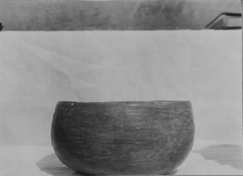 Tiquisite ware bowl