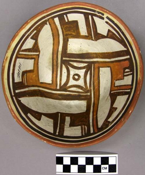 Bowl, polacca polychrome style c. int: linear design; ext: slipped, no design. 6