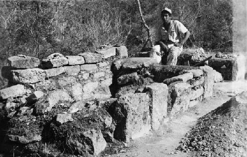 Structure Q-199a; North central bench looking northwest