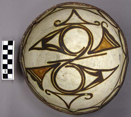 Bowl, polacca polychrome style c. int: zuni rain bird design; ext: slipped, no d