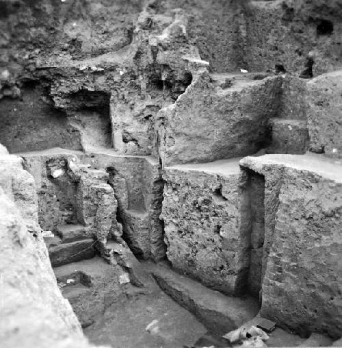 Detail of constructions exposed below ballcourt A