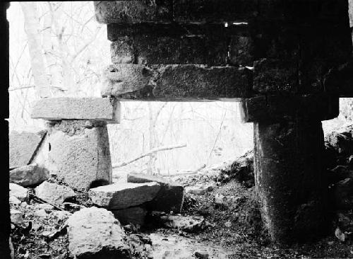 Columnar entrance from inside, Structure 1A4