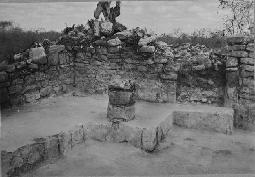 West bench and doorway to Structure R86