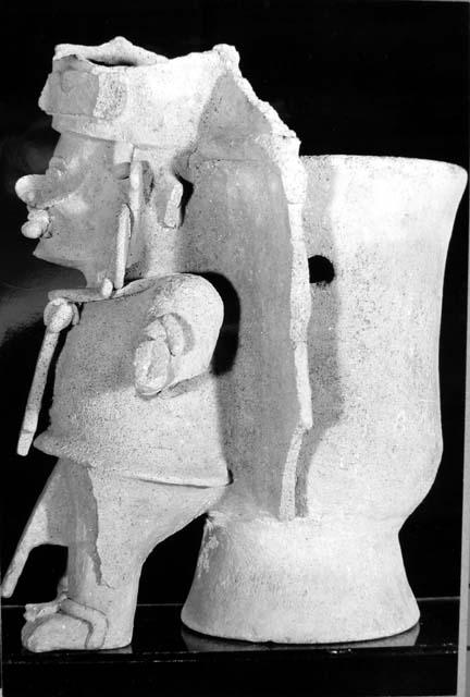 Human effigy censer - pub. by Morley 1946, pl. 85.