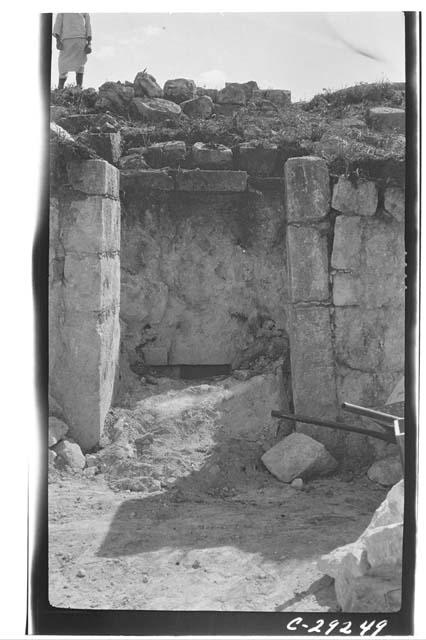 Caracol, W. Annex, excavation of bench and inner room.