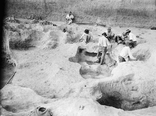 View of men clearing pit 5A, detail