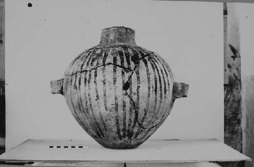 Pottery jar with handles