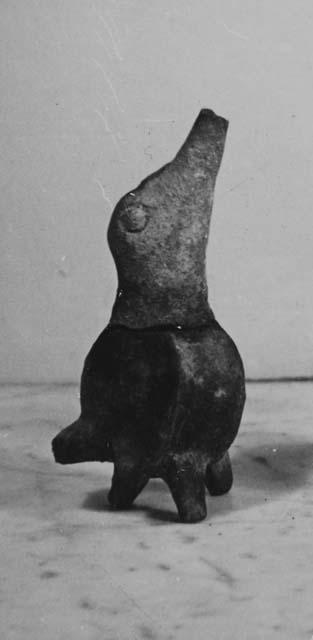 Pottery figurine of bird