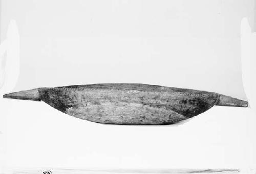 Wooden dish, side view