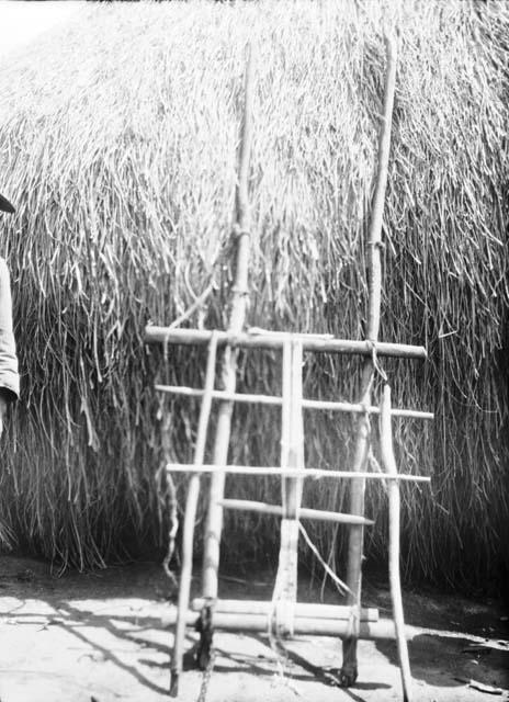 Mapuche belt loom