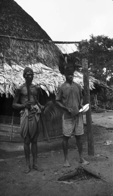 Webbo clan, old war leader and son