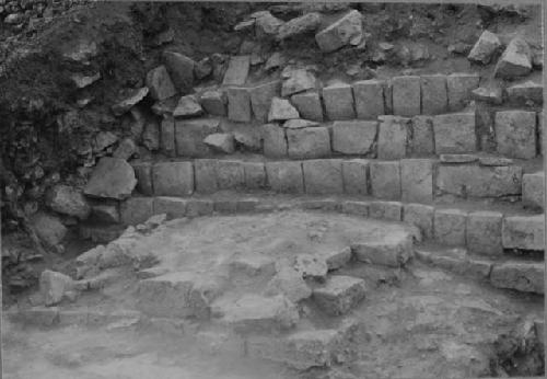 Castillo trench looking southwest to masonry altar at Structure Q162