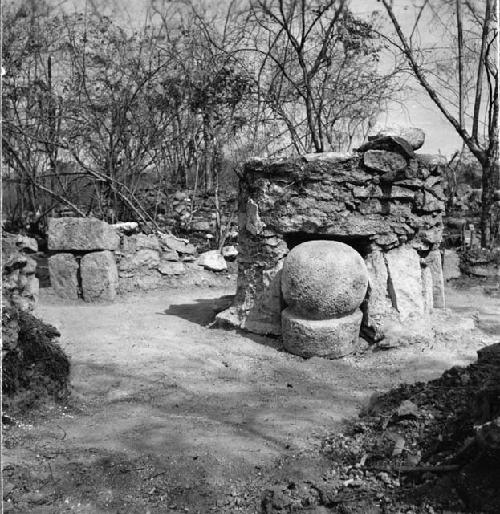 Central shrine, Structure H-18, from west