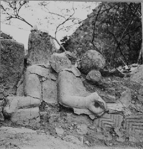 Stucco decoration of south serpent column at Structure Q159