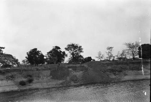 East river bank showing water levels in relation to trench 7