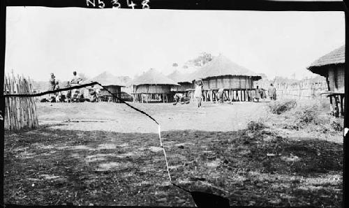 Well and storehouse for grain