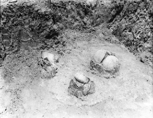 Excavation I-31. Detail of pottery vessels in first trench