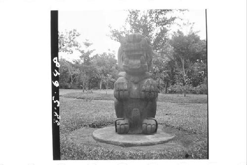 Large stone tiger in the round (front)