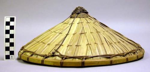 Straw hat with bamboo finial