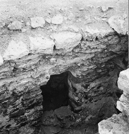 West wall, Structure Q-119a; Western chamber