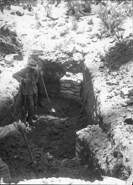 Trench, Kiva 2