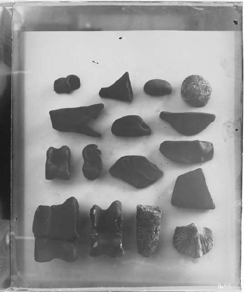 Objects from altar of mound 4