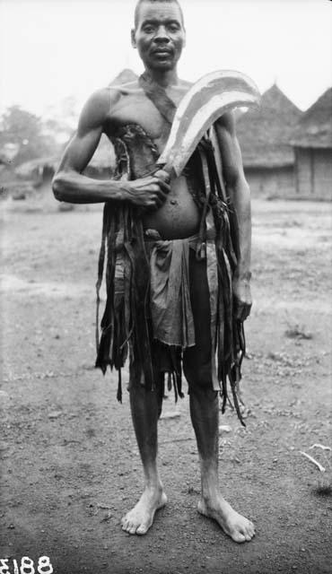 Tuabo clan, man dressed for war dance, frontal view