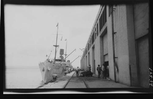 Scenes along the Panama Canal