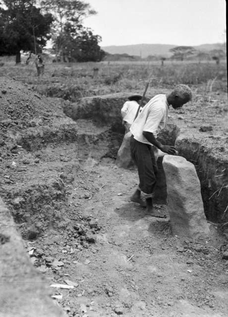 Stone columns - trench 9, stones 1-4