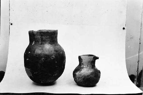 Lino Gray pottery vessel, Pueblo I, Site 13, Rooms 242, 220A