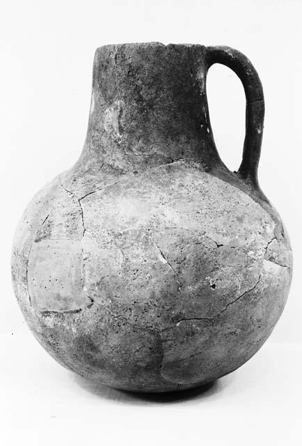 Lino gray pottery jar from Pueblo I level, site 13, room 214