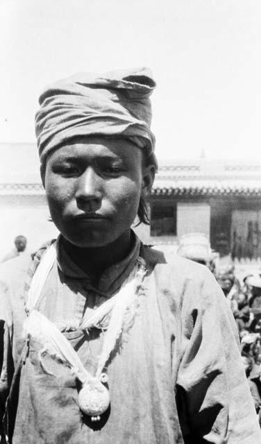 Close-up of West Sunid soldier