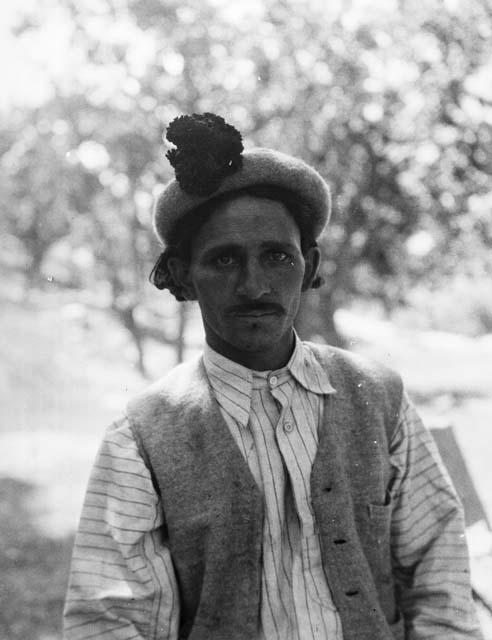 Portrait of Kashmiri man