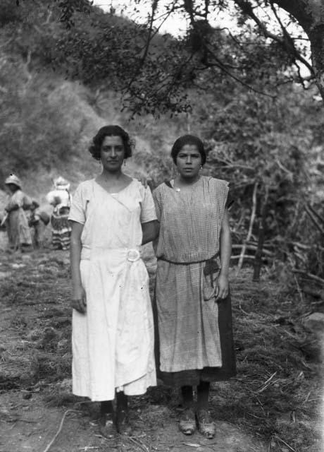 Indigenous girls at Festival of Black Christ