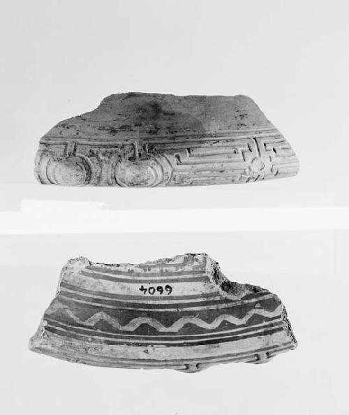 Inside and outside view of potsherd