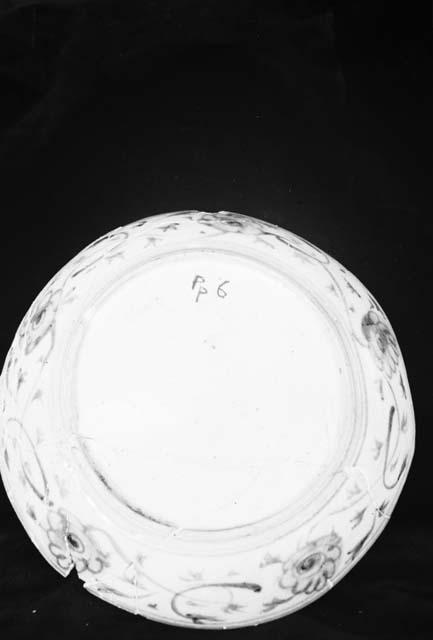 Shallow bowl, bottom view