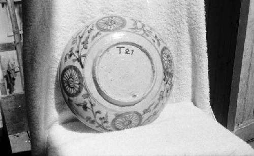 Shallow bowl from tomb