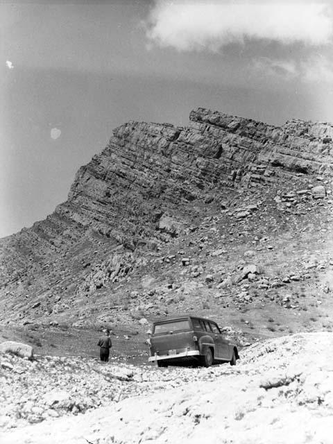 Geological formation east of Khosrovi on Baghdad Tehran road