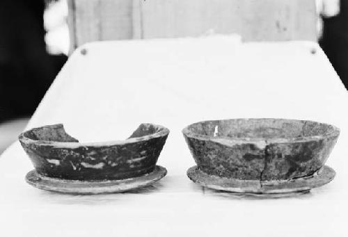 Red bowls with flanged bases from 6' level in trench 7