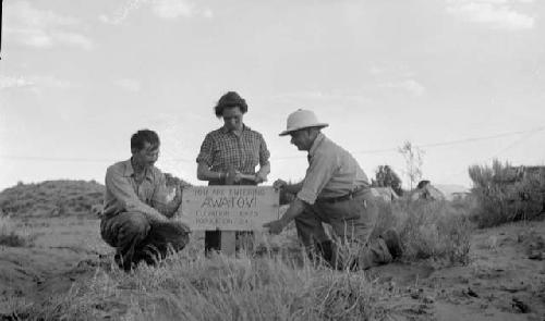 The sign department - Johnny, Haych, Carlos