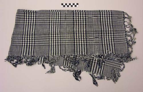 Utility cloth (tzute)