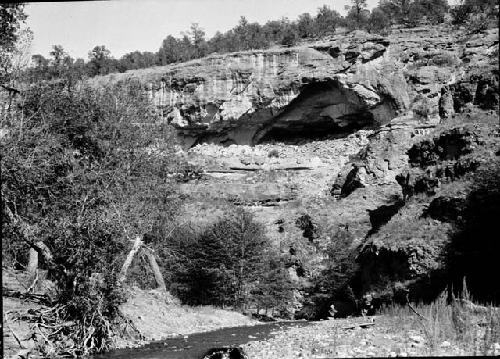 Cave 1 - middle fork