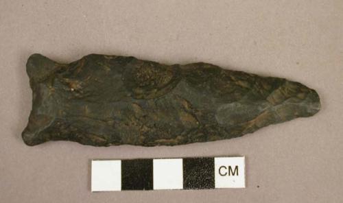 Unstemmed projectile point