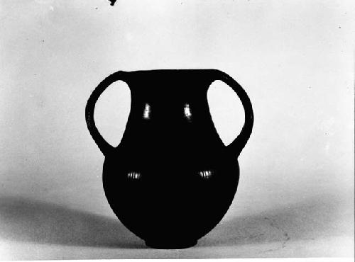 Southern Etruscan Bucchero pottery amphora