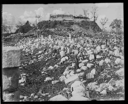 Temple of Warriors & W. range, Group of Thousand columns looking N & slightly E