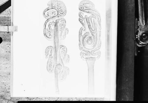 Handles of spatula with bird's head motif