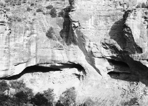 Cave in Steamboat Canyon