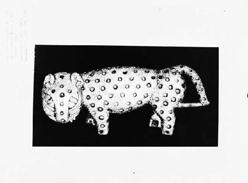 Belt ornament in the form of leopard, ivory