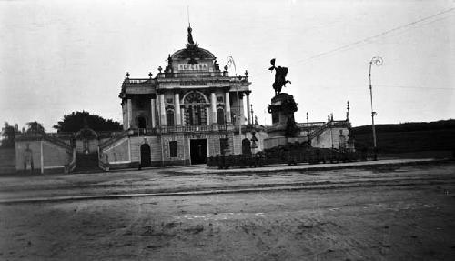 La Reforma el Museo Nacional